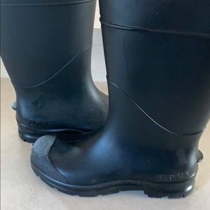 fleet farm mens boots